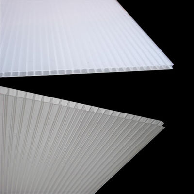 Tấm nhựa trắng 4x8 Tấm Coroplast có thể in đầy màu sắc