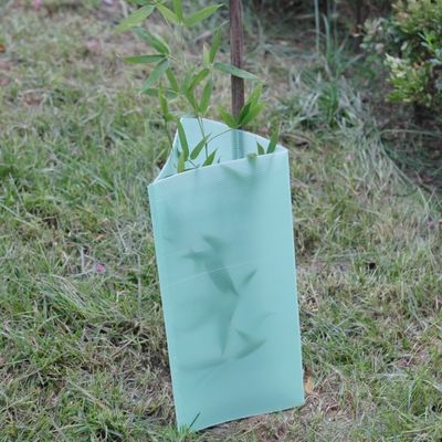 Tấm bảo vệ thân cây bằng nhựa Corflute 2 mm Tấm bảo vệ thân cây bằng nhựa hình tam giác