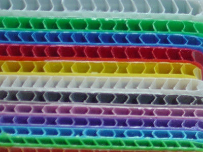 Bảng Coroplast màu vàng trắng 5 mm Coroplast 4 X 8 Sheets Có thể tái chế